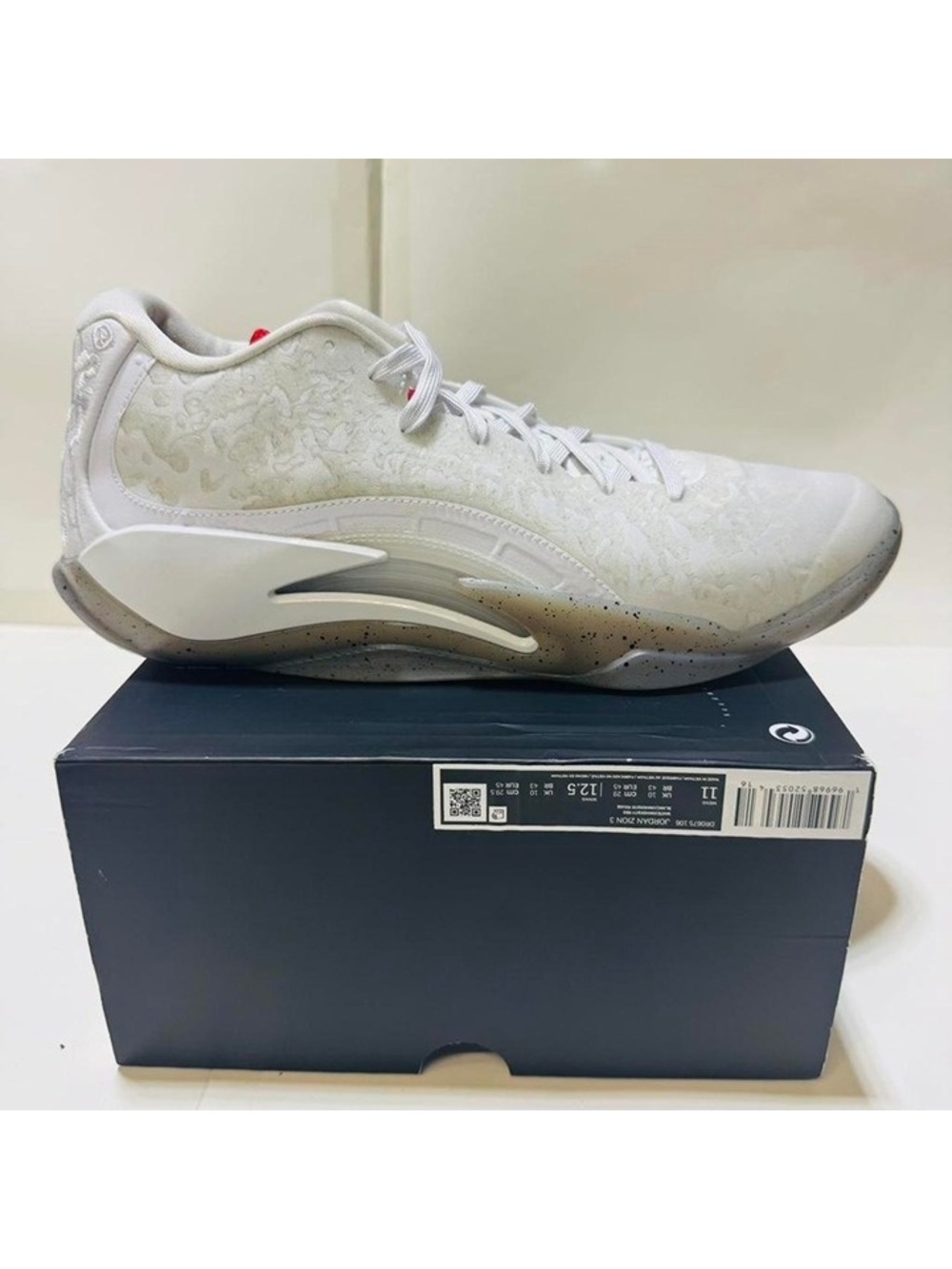 Nike Air Jordan Zion 3 Size 11 Brand New Deadstock Box Missing Lid
